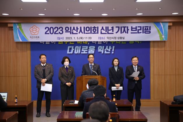 A25I9460축소.JPG