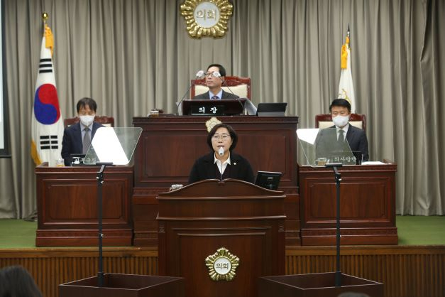 손진영 의원 축소.JPG