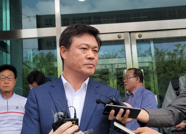이학수 정읍시장 1심 선고재판 후, 축소.jpg
