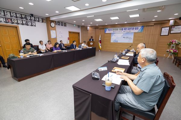 익산시, 농축산피해 재난지원 확대... 추석전 우선지급 _추진_(지난 21일 유관기관회의 모습) (1) 축소.jpg